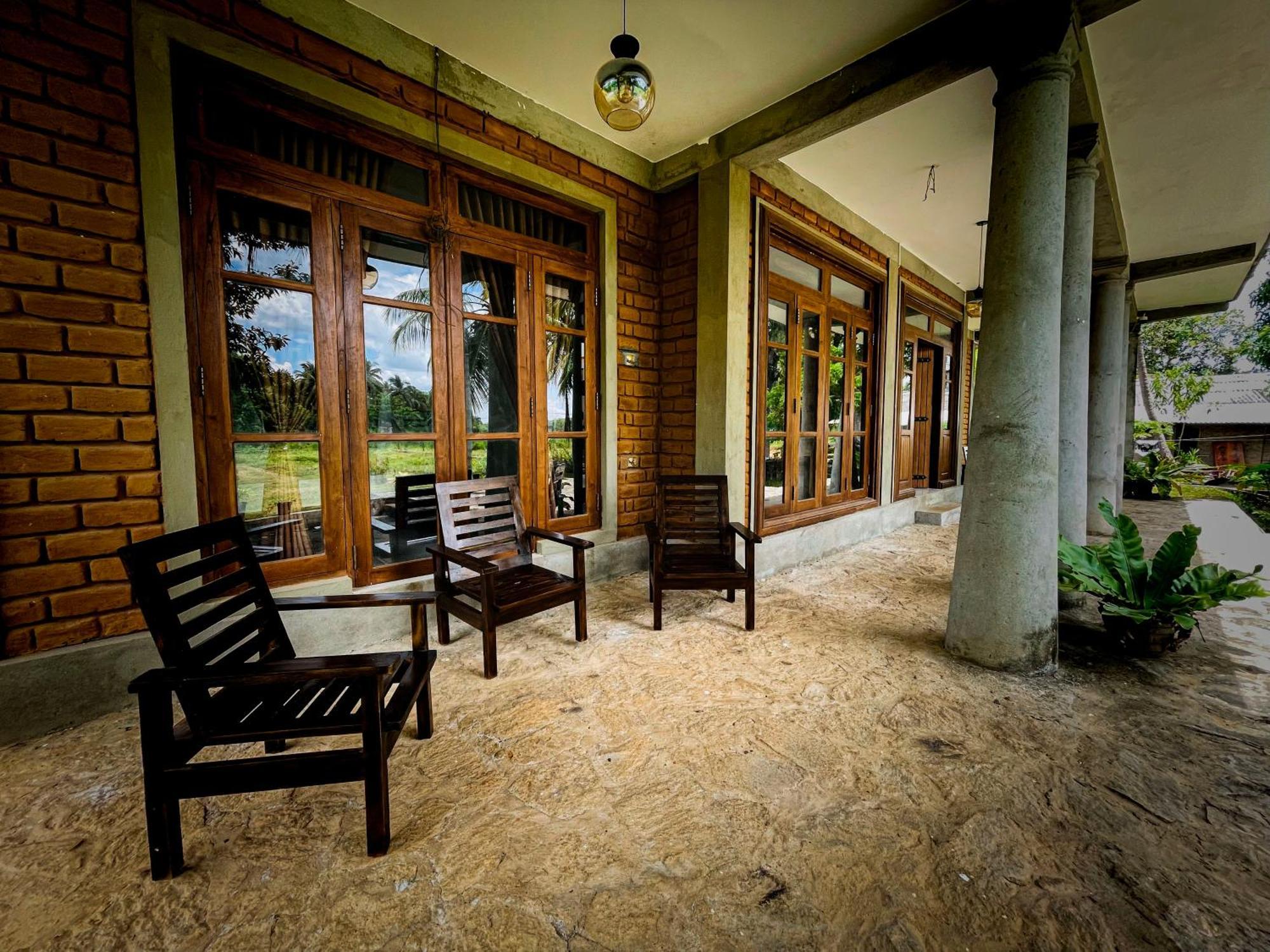 The Lotus Villa 锡吉里亚 外观 照片